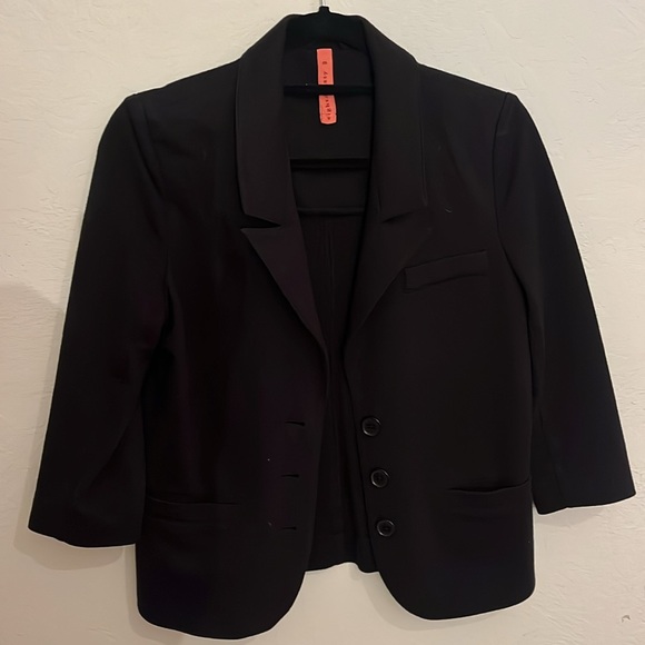 Eight sixty Women’s Cropped Sleeve Cotton Blazer - Picture 1 of 4